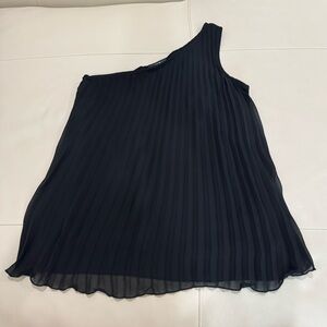 Black One-Shoulder Pleated Top
